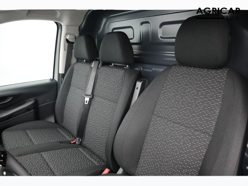 7 - Mercedes Vans Vito furgone 114 cdi long pro 9g-tronic