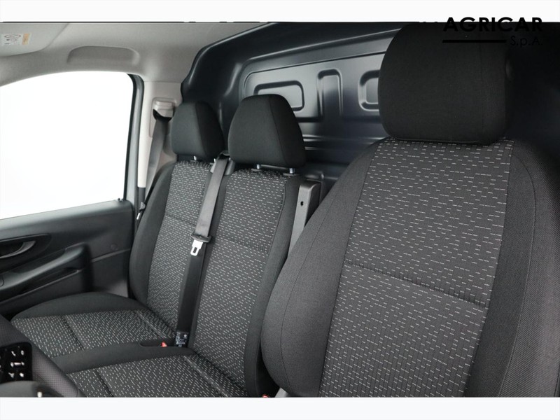 7 - Mercedes Vans Vito furgone 114 cdi long pro 9g-tronic