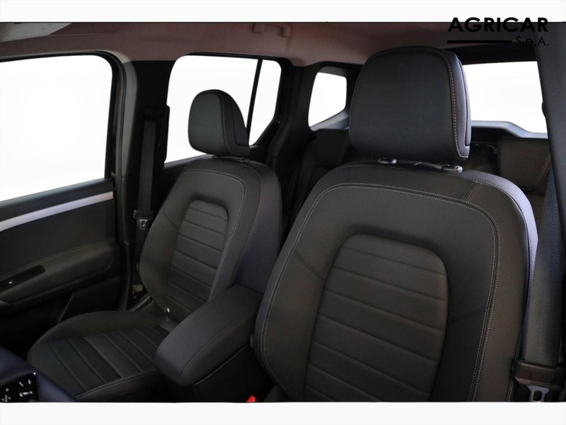 7 - Mercedes Vans Classe T long 180 d 7g-dct