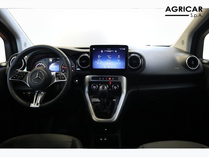 13 - Mercedes Vans Classe T long 180 d 7g-dct