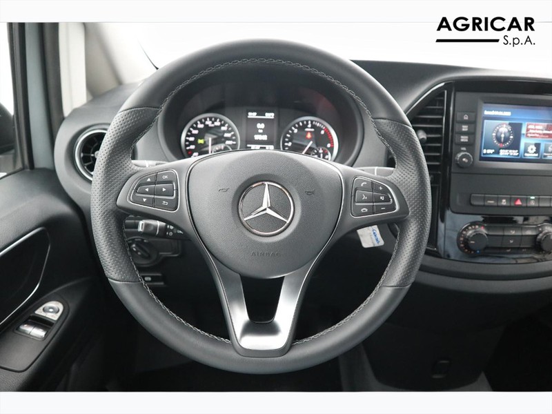 13 - Mercedes Vans Vito 116 cdi long pro auto my20