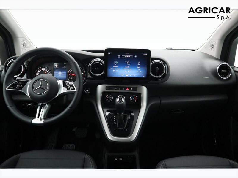 13 - Mercedes Vans Classe T long 180 d premium 7g-dct