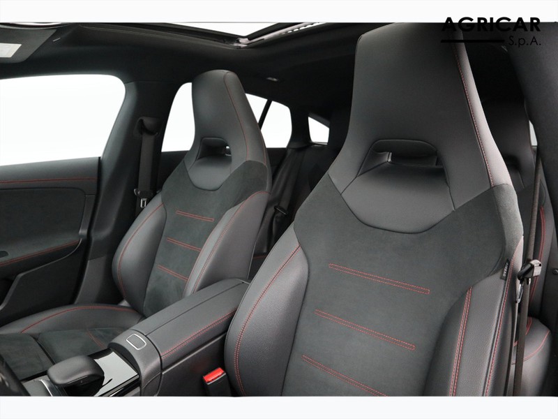 7 - Mercedes CLA shooting brake 200 d premium 8g-dct