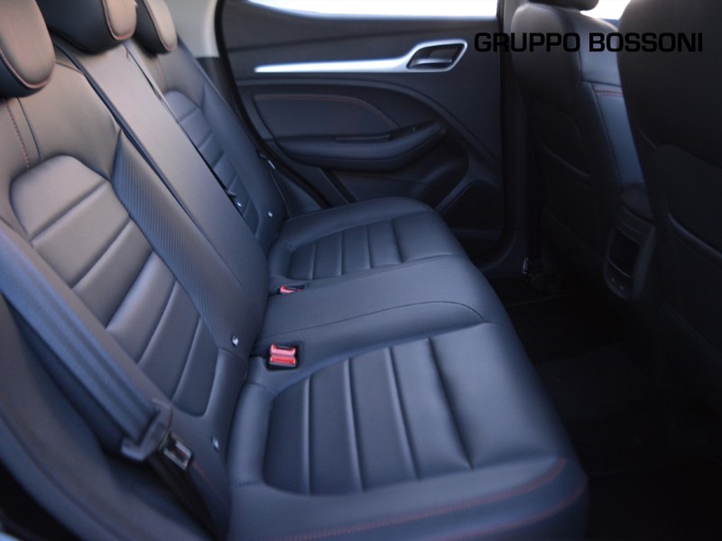 7 - Mg ZS 1.5 vti-tech luxury