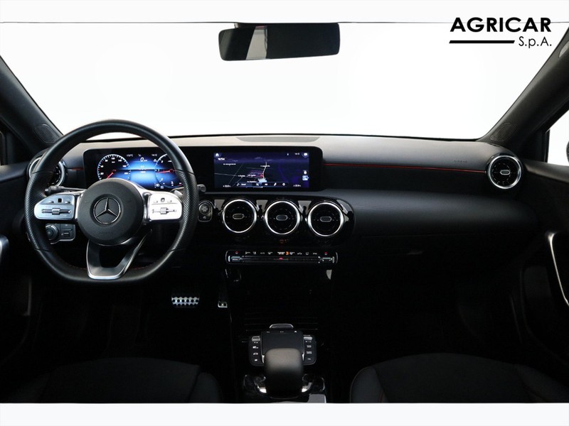 13 - Mercedes Classe A 180 d premium 8g-dct