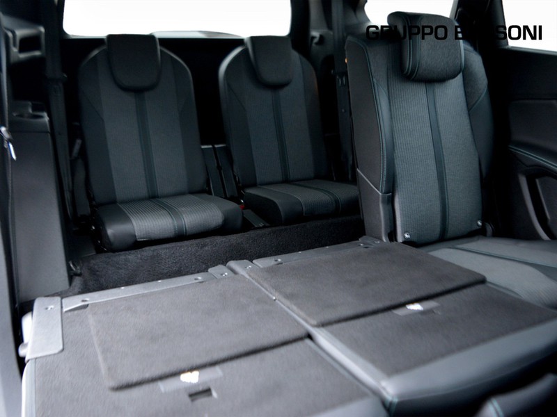 7 - Peugeot 5008 1.2 puretech turbo allure pack s&s