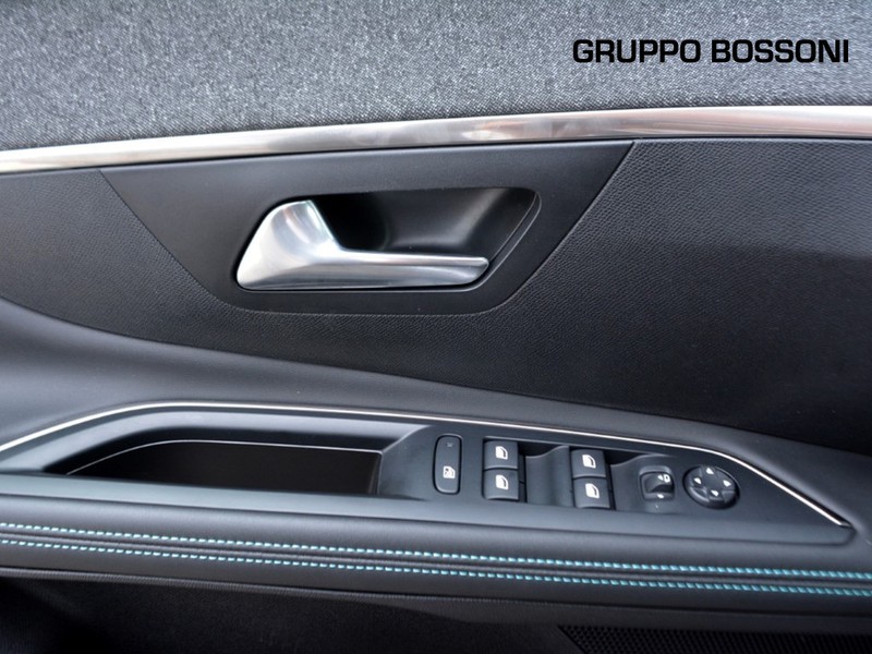 13 - Peugeot 5008 1.2 puretech turbo allure pack s&s