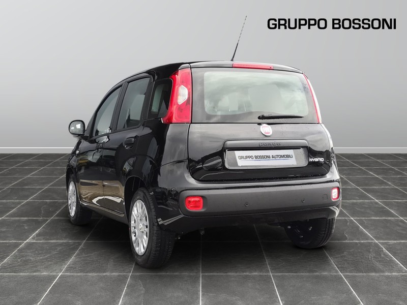7 - Fiat Panda 1.0 firefly hybrid 70cv s&s