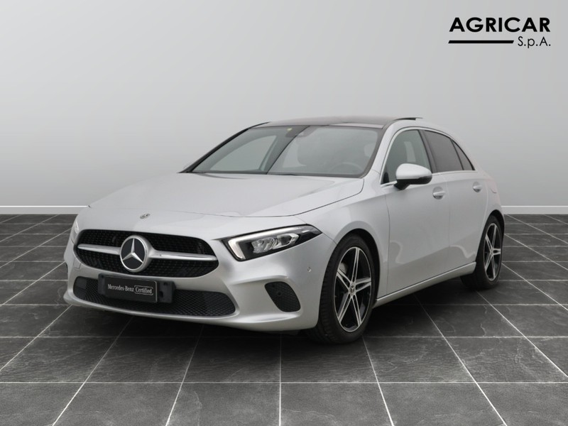 1 - Mercedes Classe A 200 sport 7g-dct