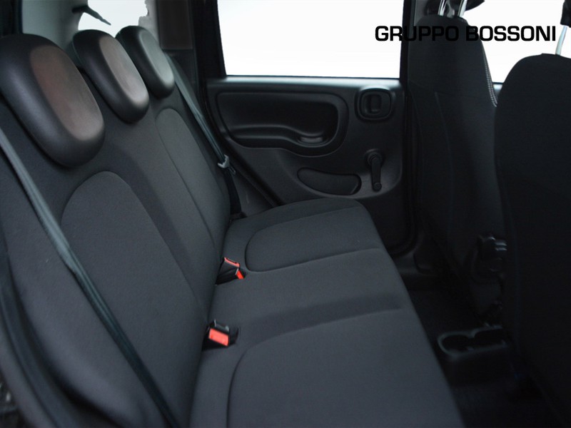7 - Fiat Panda pandina 1.0 firefly hybrid 70cv icon s&s 5p.ti