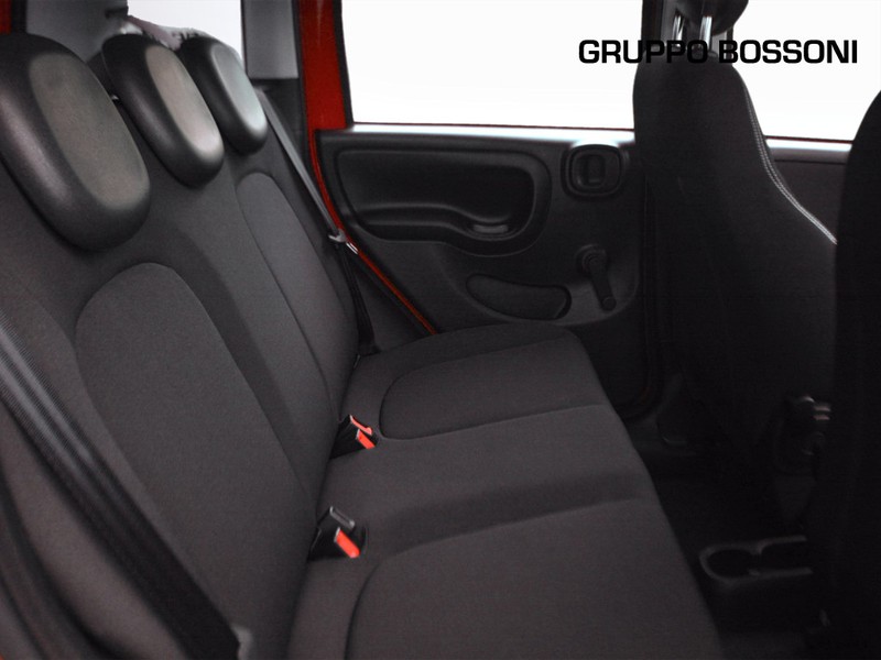 7 - Fiat Panda pandina 1.0 firefly hybrid 70cv icon s&s 5p.ti