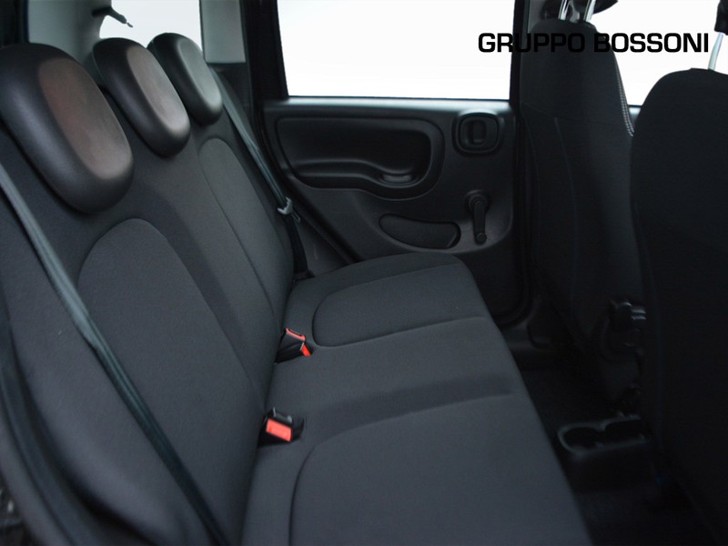 7 - Fiat Panda pandina 1.0 firefly hybrid 70cv icon s&s 5p.ti