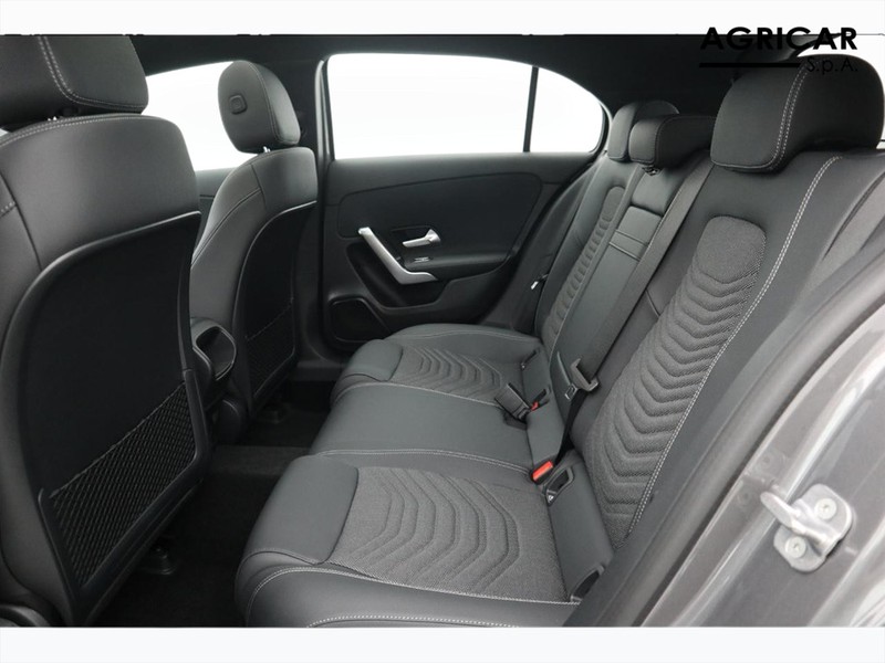 7 - Mercedes Classe A 250 e plug-in-hybrid progressive advanced plus speedshift dct amg 8g