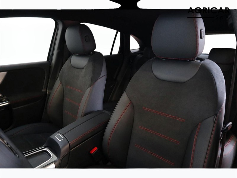 7 - Mercedes GLA 200 d amg line advanced plus 8g-dct