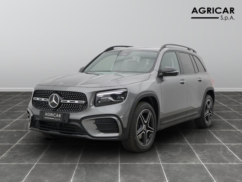 1 - Mercedes GLB 200 d amg line premium 8g-dct