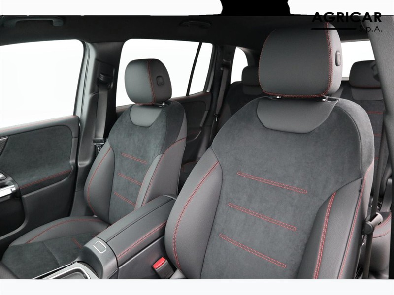 7 - Mercedes GLB 200 d amg line premium 8g-dct