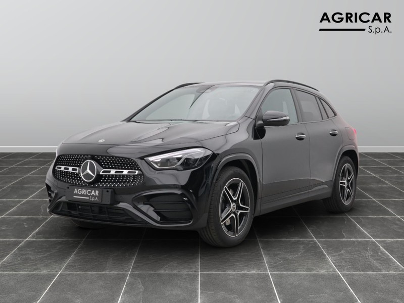 1 - Mercedes GLA 200 d amg line premium 4matic 8g-dct