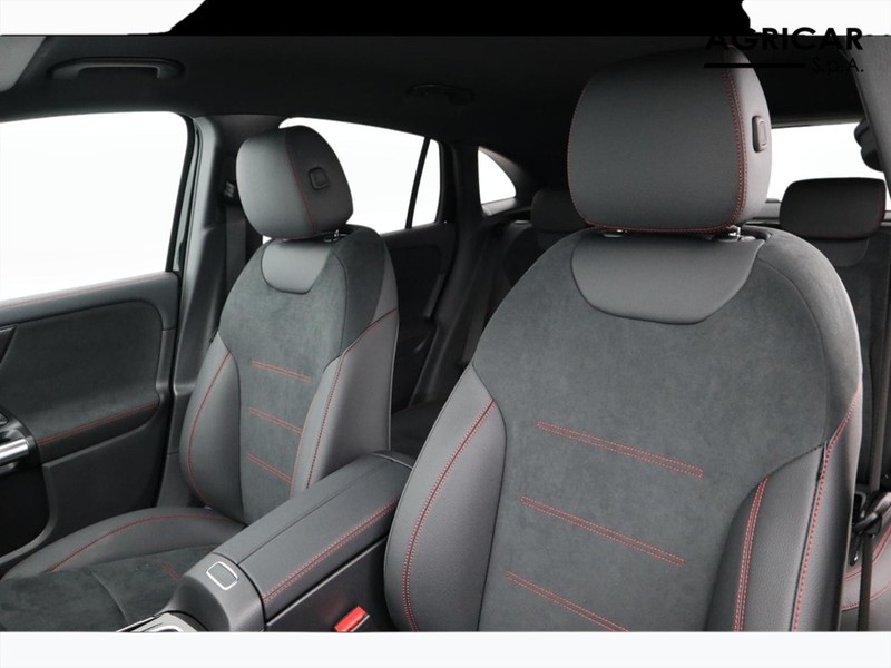 7 - Mercedes GLA 200 d amg line premium 4matic 8g-dct