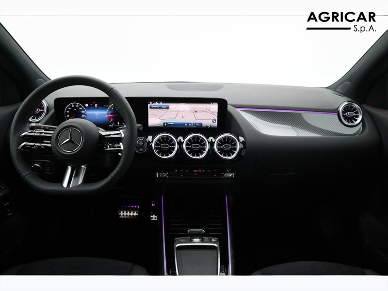 13 - Mercedes GLA 180 d amg line advanced plus 8g-dct