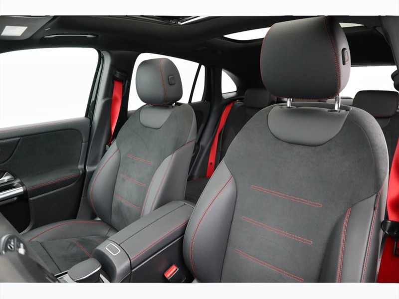 7 - AMG GLA amg 45 s 4matic+ speedshift dct amg 8g