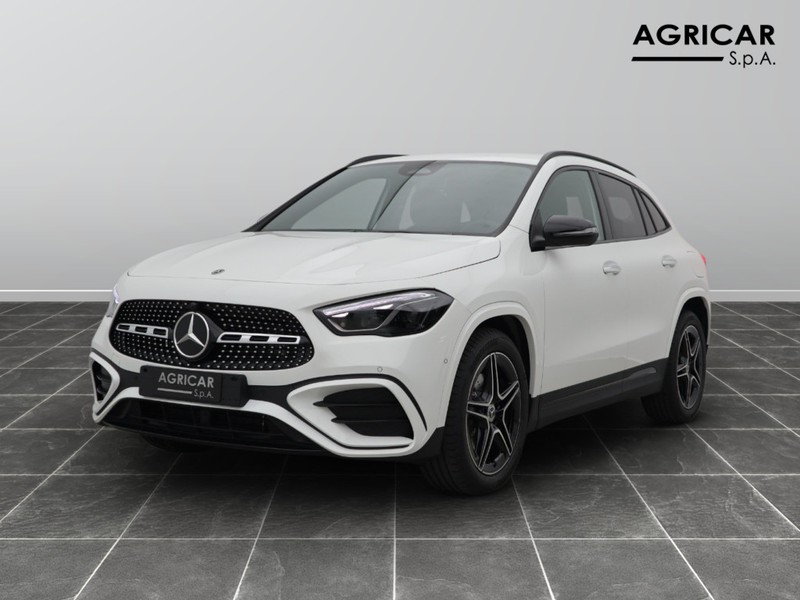 1 - Mercedes GLA 180 amg line advanced plus 7g-dct
