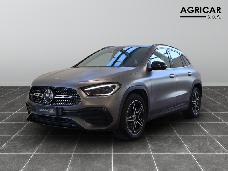 1 - Mercedes GLA 250 e plug in hybrid (e eq-power) premium 8g-dct
