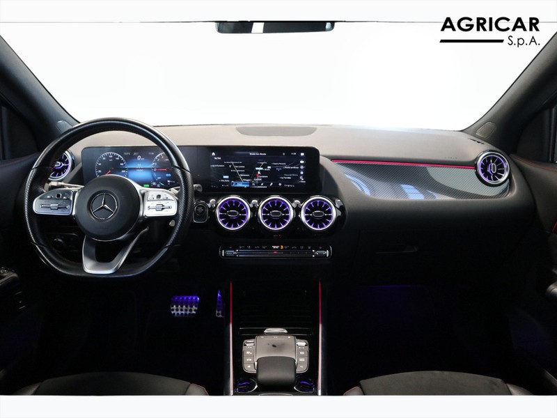 13 - Mercedes GLA 250 e plug in hybrid (e eq-power) premium 8g-dct