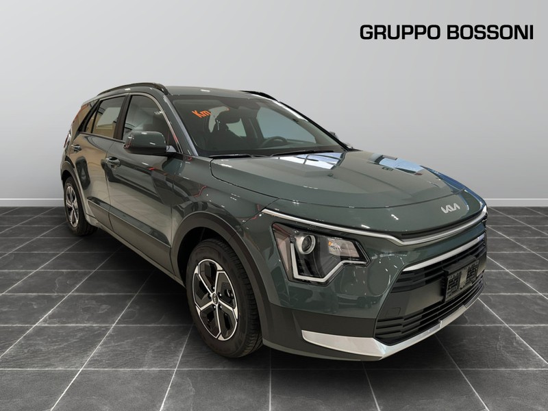 1 - Kia Niro 1.6 gdi hev tri-fuel 126cv business dct6