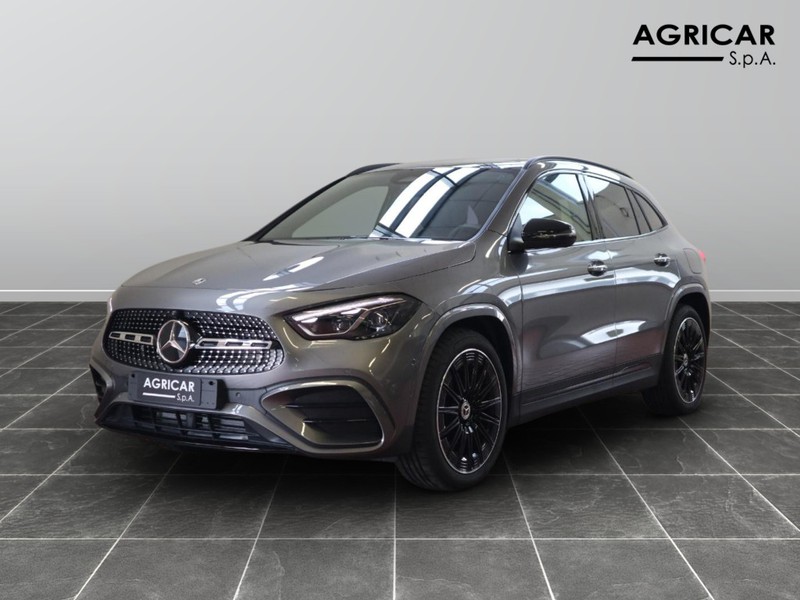 1 - Mercedes GLA 200 d amg line premium 8g-dct