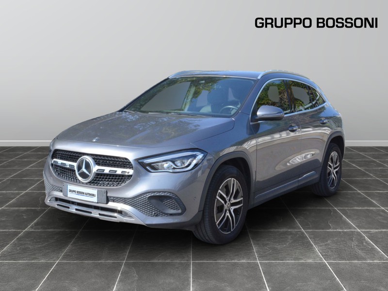 1 - Mercedes GLA 200 d sport plus 8g-dct