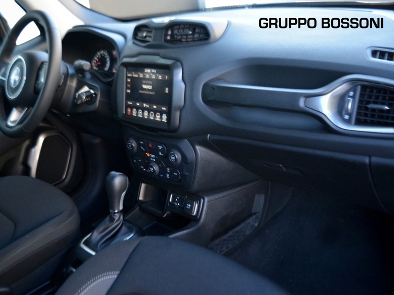 7 - Jeep Renegade 1.5 turbo t4 mhev 130cv limited 2wd