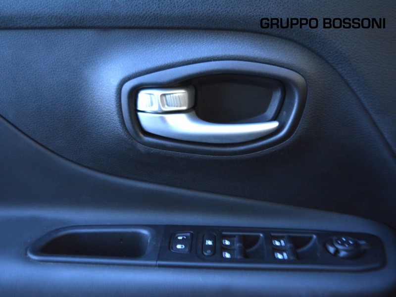 13 - Jeep Renegade 1.5 turbo t4 mhev 130cv limited 2wd