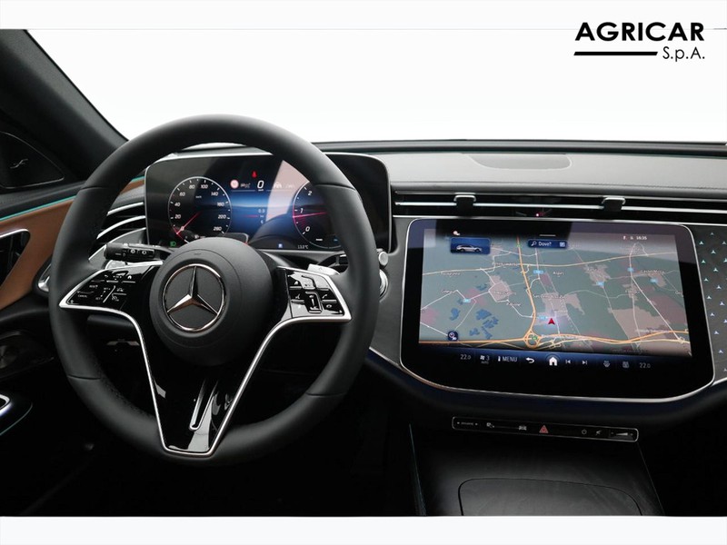 13 - Mercedes Classe E station wagon all-terrain 220 d premium 4matic 9g-tronic