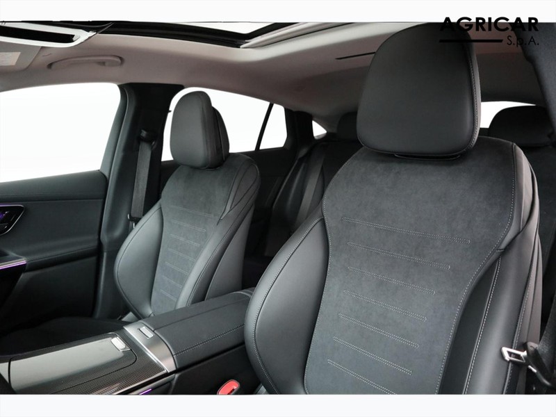 7 - Mercedes GLC coupe 220 d amg line premium 4matic 9g-tronic