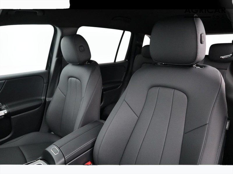 7 - Mercedes GLB 200 d progressive advanced plus 8g-dct