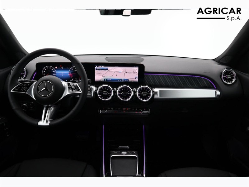 13 - Mercedes GLB 200 d progressive advanced plus 8g-dct