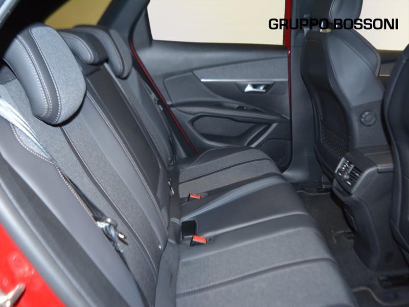 7 - Peugeot 3008 1.5 bluehdi 130cv gt line eat s&s