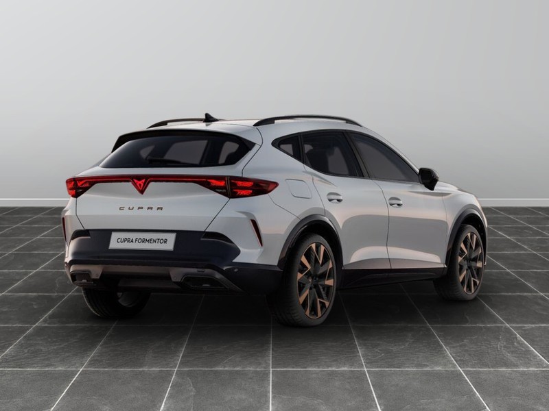 13 - Cupra Formentor 1.5 hybrid 150cv dsg