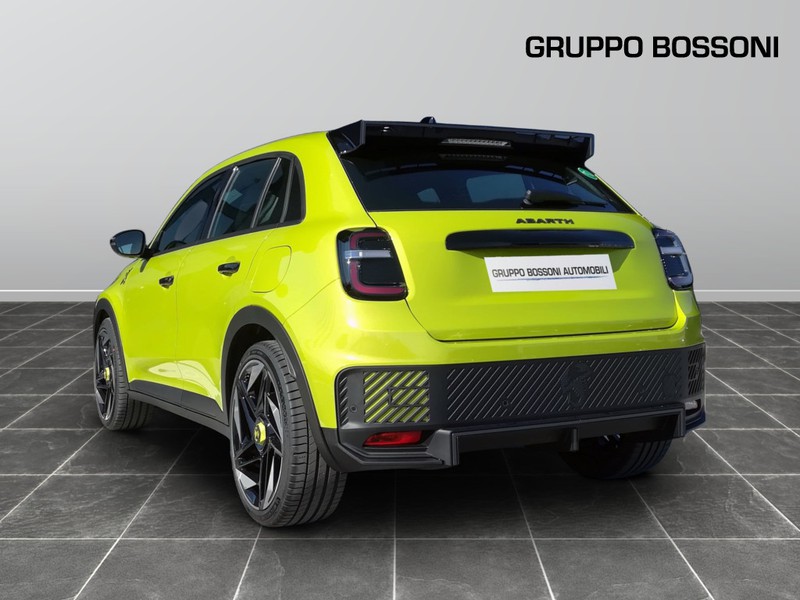 7 - Abarth 600e 54kwh turismo