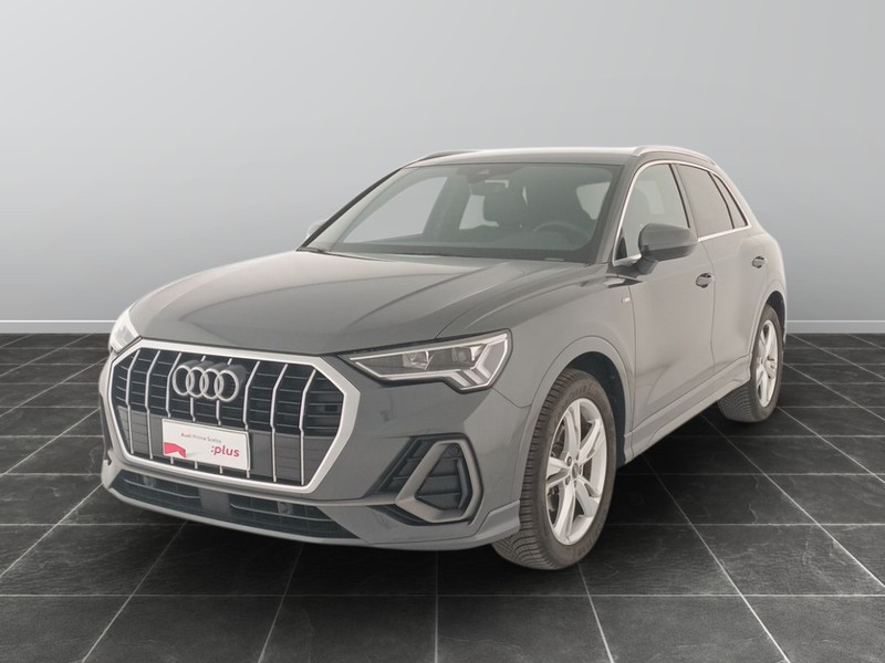 1 - Audi Q3 35 2.0 tdi s line edition s tronic