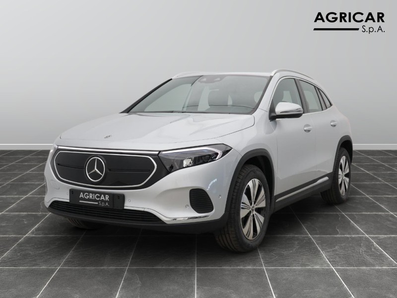 1 - Mercedes EQA 350 sport tech edition 4matic