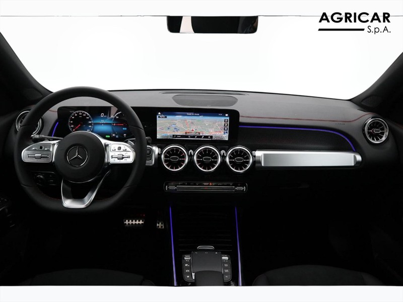 13 - Mercedes EQB 250+ amg line premium