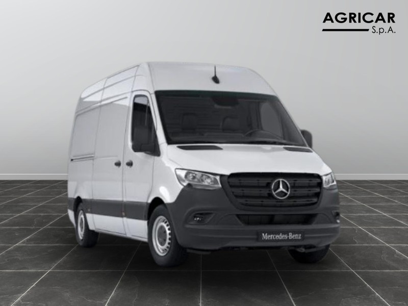 1 - Mercedes Vans Sprinter 317 rwd 2.0 cdi f 37/35 pro
