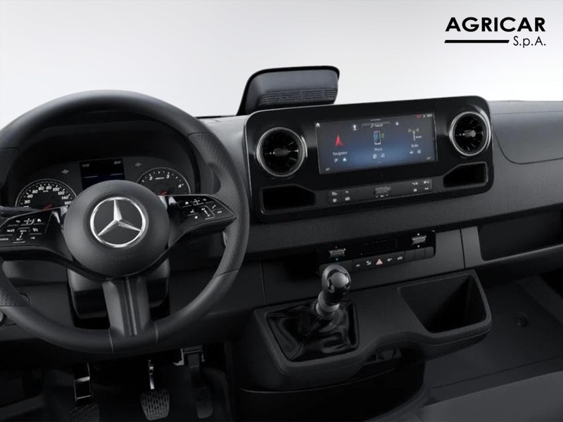 7 - Mercedes Vans Sprinter 315 rwd 2.0 cdi f 37/35 pro