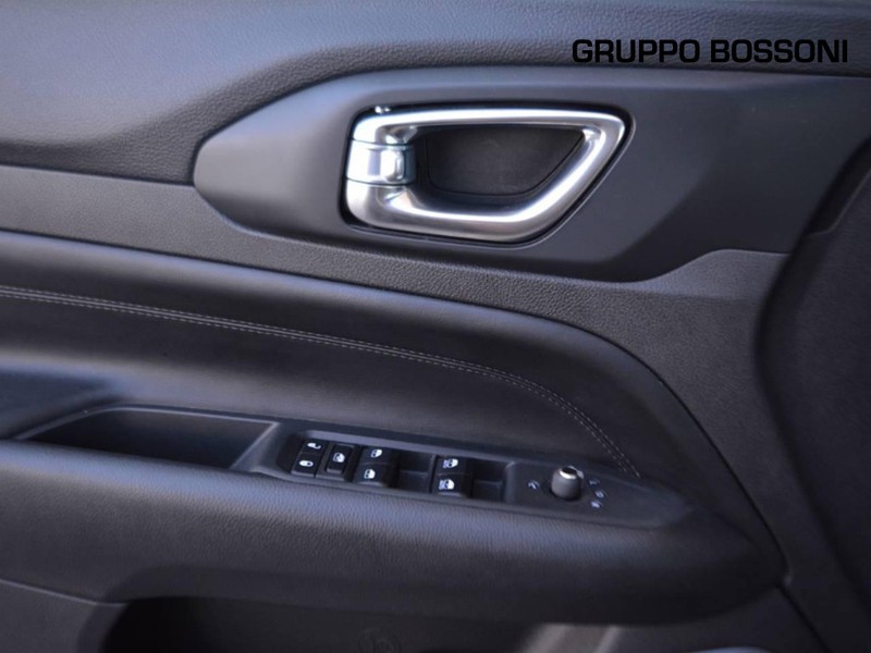 13 - Jeep Compass 1.6 multijet ii 130cv limited 2wd