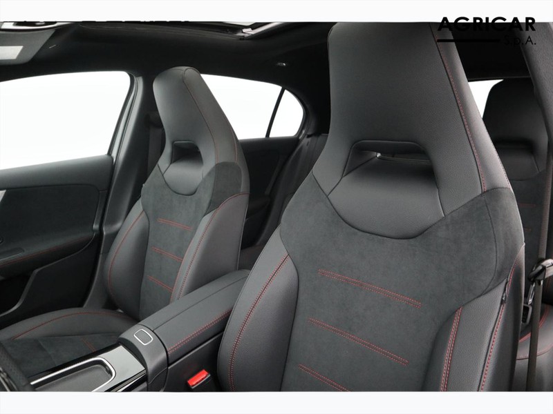 7 - Mercedes Classe A 250 e plug-in-hybrid amg line premium speedshift dct amg 8g
