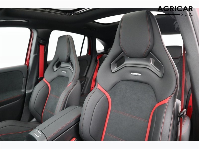 7 - AMG GLA amg 45  premium amg racing collection 4matic+ 8g-dct