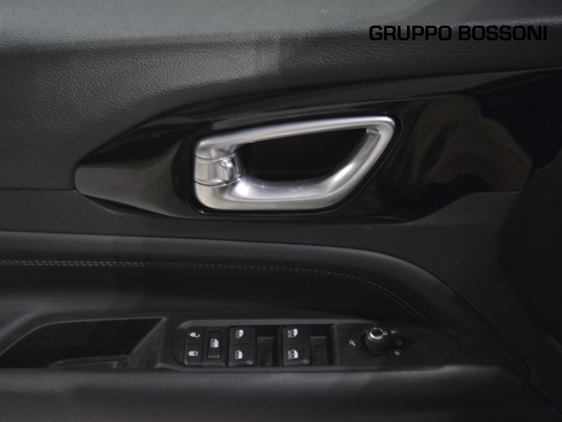 13 - Jeep Compass 1.6 multijet ii 130cv limited 2wd