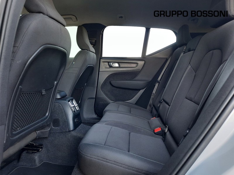 13 - Volvo XC40 1.5 t4 recharge plug-in-hybrid inscription expression geartronic my21