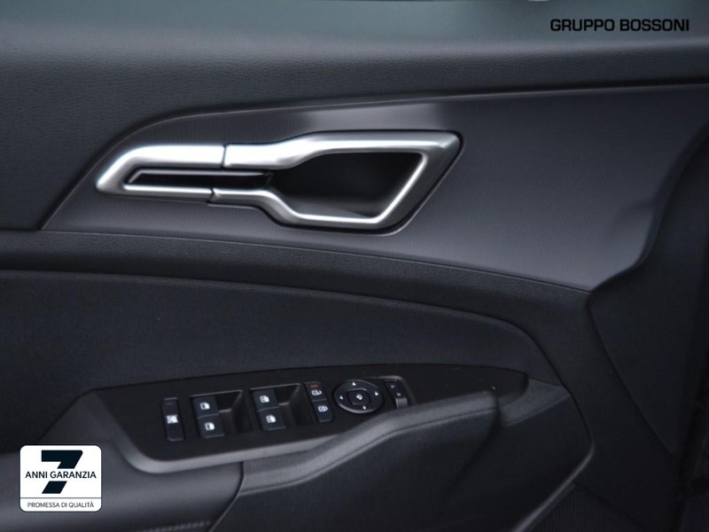 13 - Kia Sportage 1.6 t-gdi hev style at6